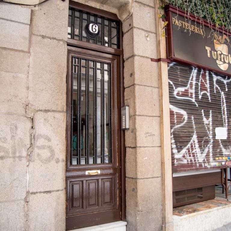 Disfruta, en la misma Plaza Mayor bonito y amplio - Apartamento de 3 dormitorios - 36