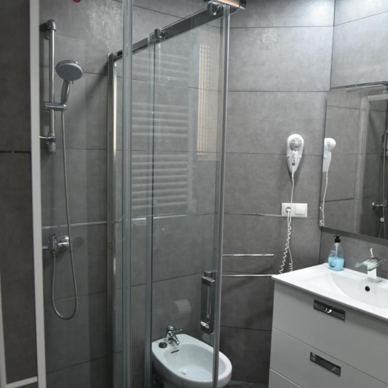Disfruta, en la misma Plaza Mayor bonito y amplio - Apartamento de 3 dormitorios - 18