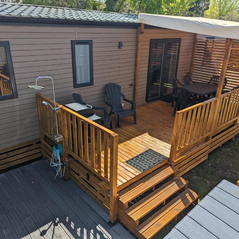 200m de la plage Bungalow LUXE de 44m2 Ménage et draps inclus Camping 5 Etoiles Mayotte Lac Biscarrosse Koyobalys - Mobile Home - 2