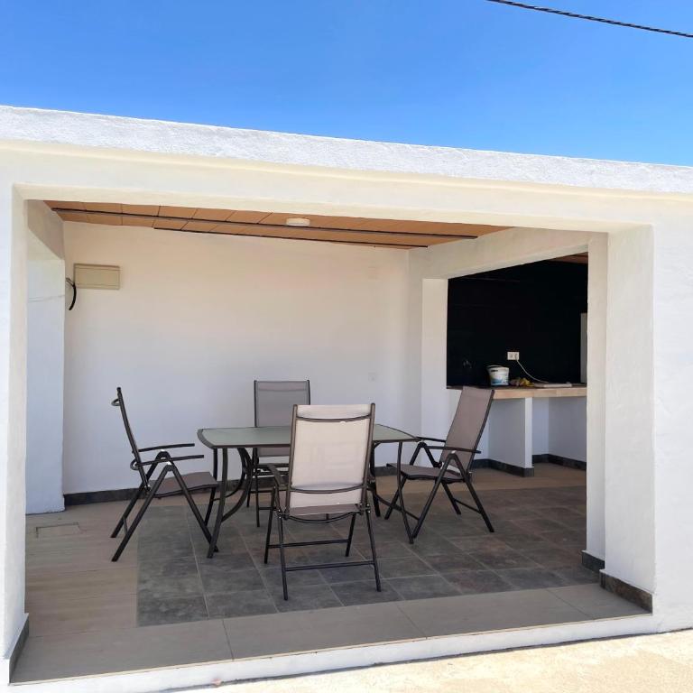 Chalet en Conil, descansa y disfruta BBQ AIRE PISCINA PARKING - Casa de 3 dormitorios - 17