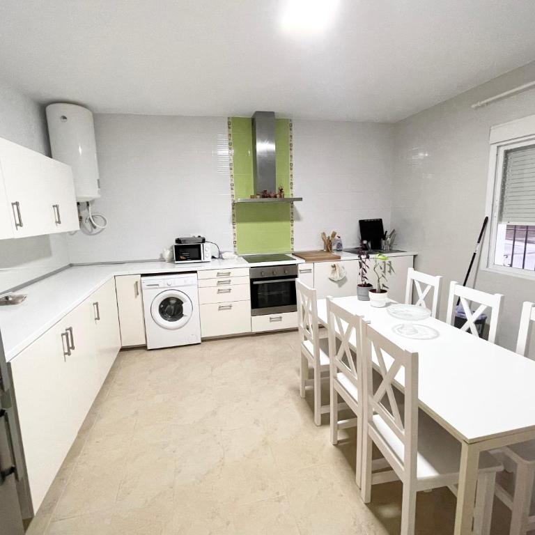 Chalet en Conil, descansa y disfruta BBQ AIRE PISCINA PARKING - Casa de 3 dormitorios - 19