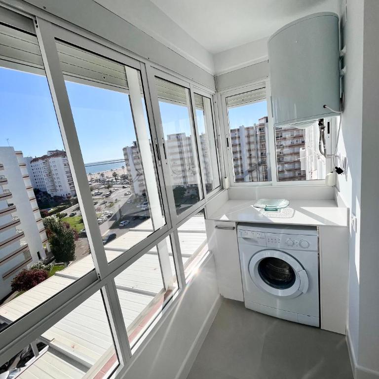 GATU Villa Soleá parking, piscina, pistas tenis, playa de Valdelagrana - Apartamento de 1 dormitorio - 21