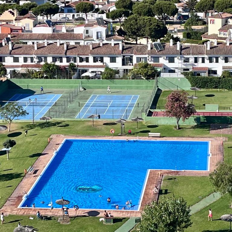 GATU Villa Soleá parking, piscina, pistas tenis, playa de Valdelagrana - Apartamento de 1 dormitorio - 1