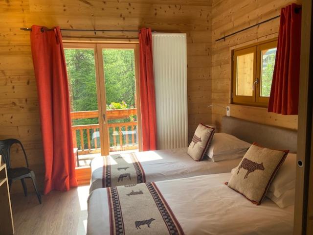 Hotel & Restaurant Les Escondus - Chambre Lits Jumeaux Premium - 3