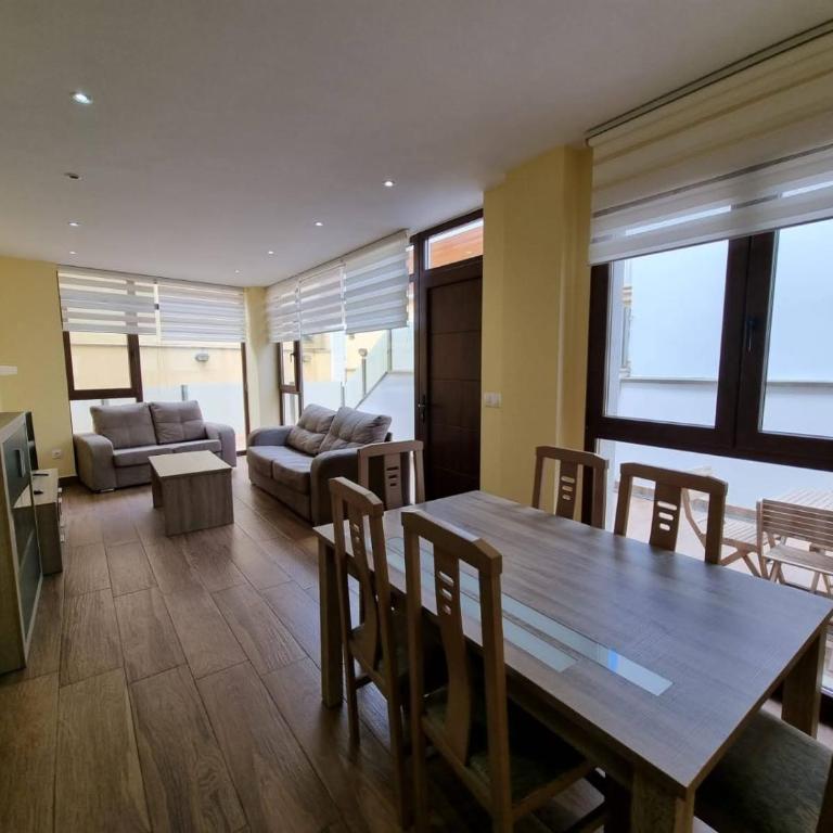 Foz Playa Rapadoira - Bajos con terraza - Apartamento - 3