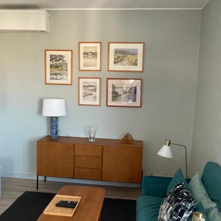 Vue sur rade appartement élégant vaste climatisé étage élevé ascenseur proche parking et toutes commodités au cœur du Toulon historique - Apartment mit 1 Schlafzimmer - 12