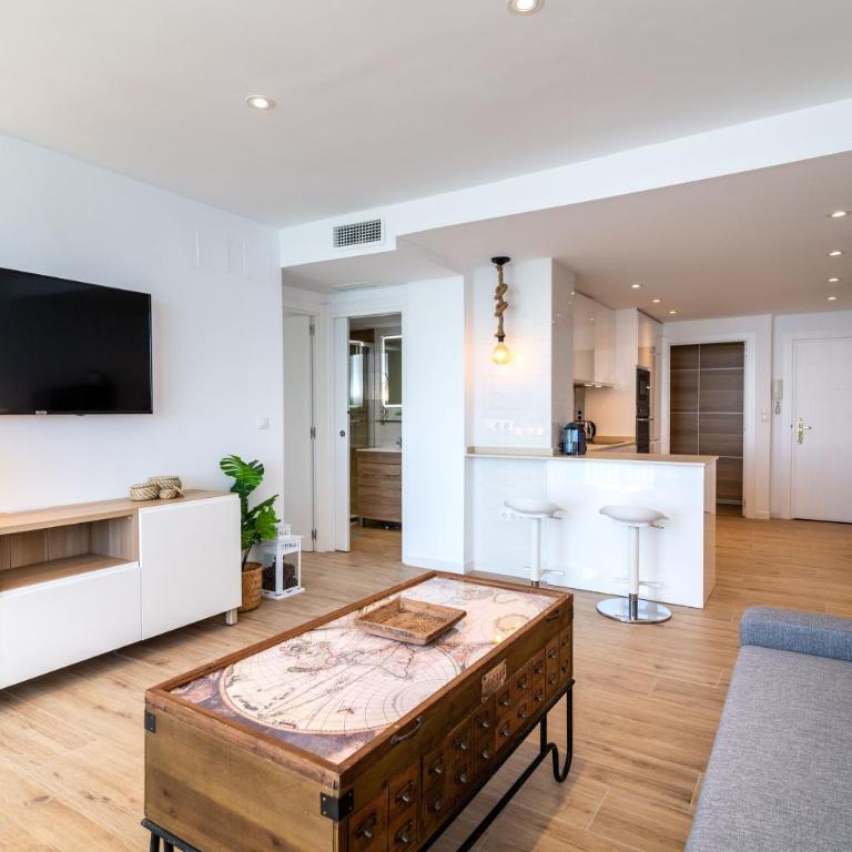 VB Best Waterfront 2BDR Apt in Benalmadena - Two-Bedroom Apartment - 8