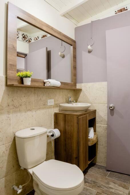 Rústic-HOUSE Envigado - One-Bedroom Apartment - 24
