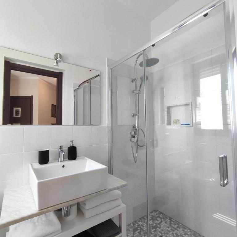 Cristian Rooms - Camera Matrimoniale con Bagno Privato - 3