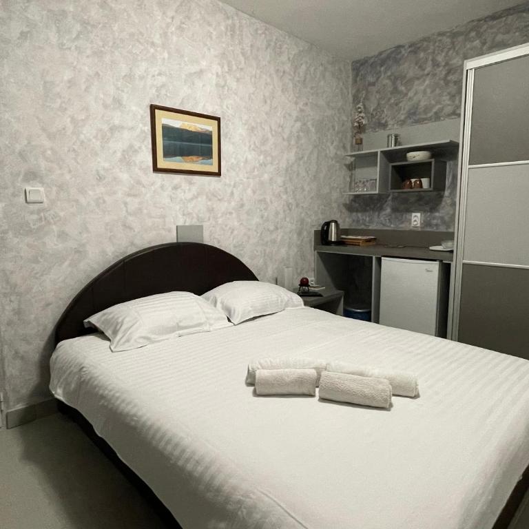 Gorska Vila Apartments - Double Room - 12