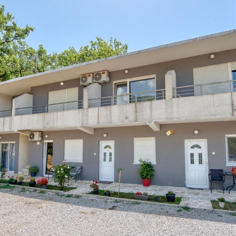 Apartmani Čukić Rafailovići - Superior Apartman - 11