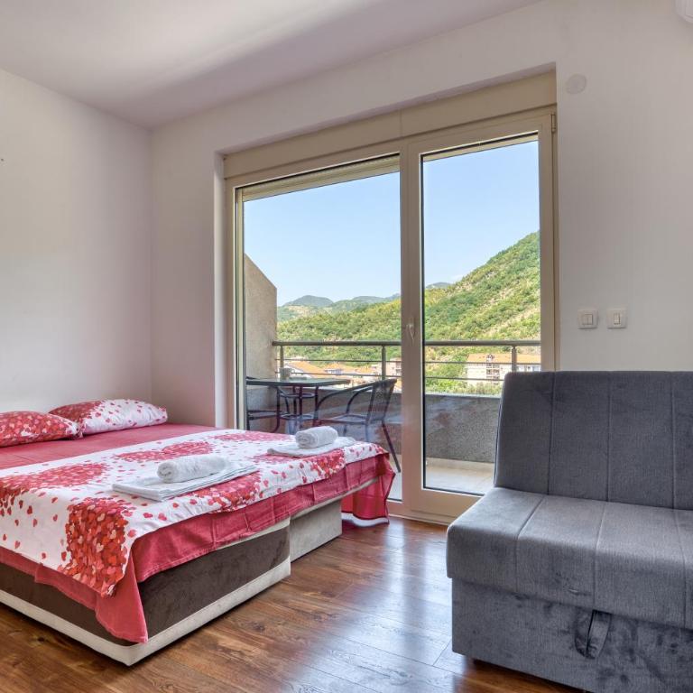 Apartmani Čukić Rafailovići - Studio sa Balkonom - 3