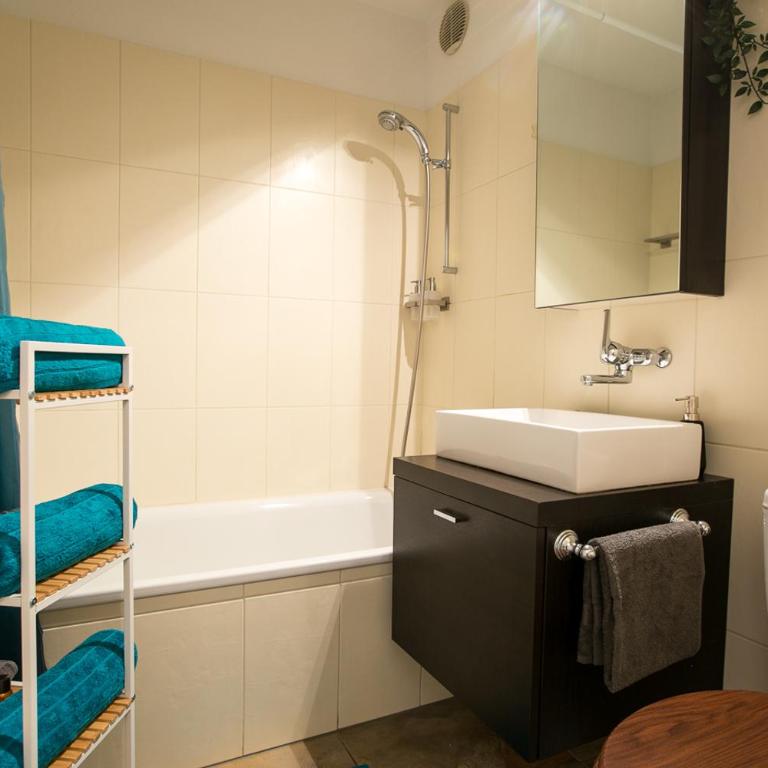 Spirit Apartments - Studio 1 und 2 - Küche - Parkplatz - Apartment mit 2 Schlafzimmern - 8