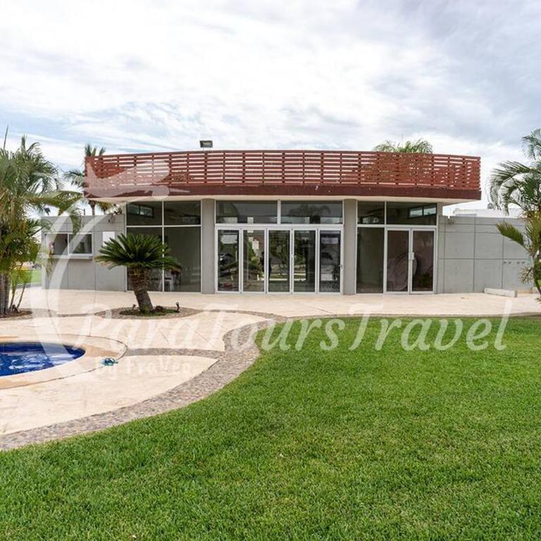 Hermosa Casa, Cerca del Mar, 3 min de la Playa - Three-Bedroom House - 2