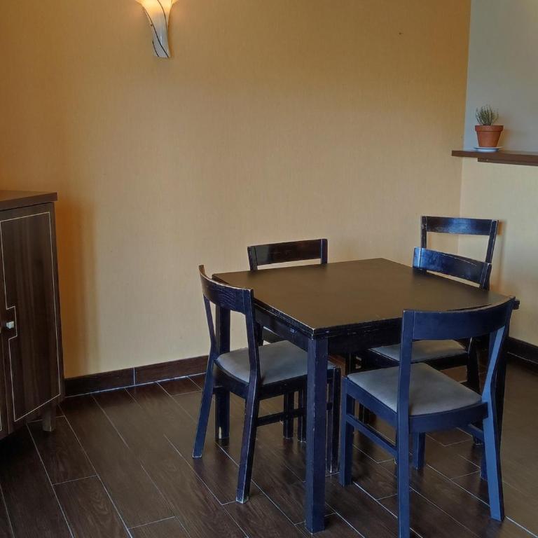 Appartement T3 à Jausiers avec Accès Piscine et Animaux Admis - Appartement 2 Chambres - 2