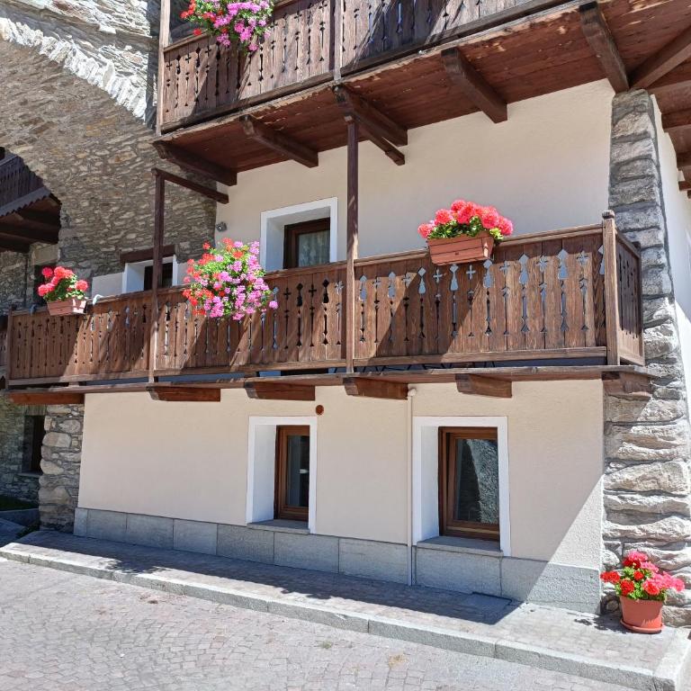 Lo PONTON - Monolocale con Balcone - 2