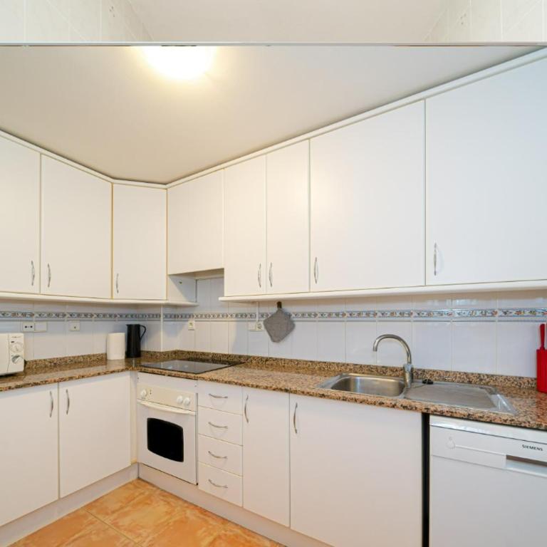 Coliseo 6 3C Spaniahome - Two-Bedroom Apartment - 8