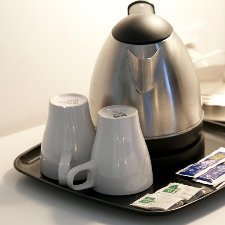 Hostal Live Barcelona - Double or Twin Room - 20
