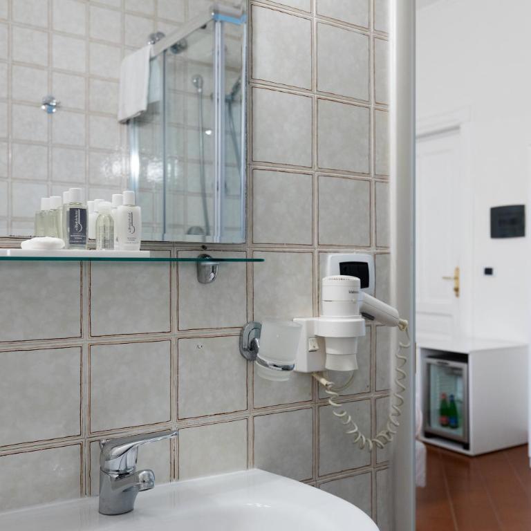 Rex Lifestyle Hotel - Camera Matrimoniale - 12