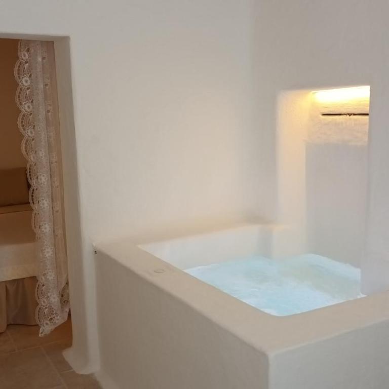 Lacy's Luxury Suite Ostuni - One-Bedroom House - 3