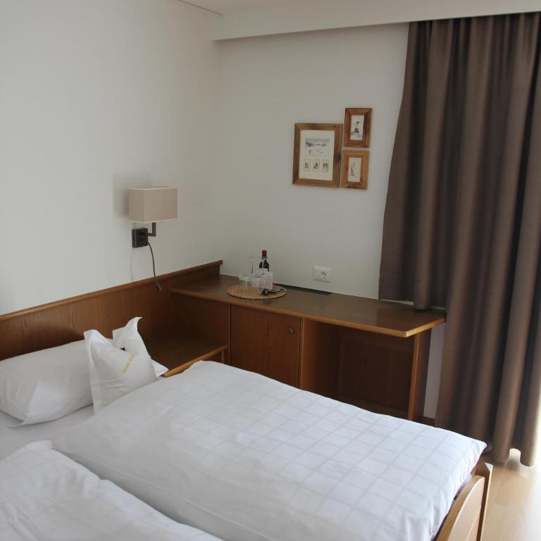 Garni Hotel Max - Camera Matrimoniale - 1
