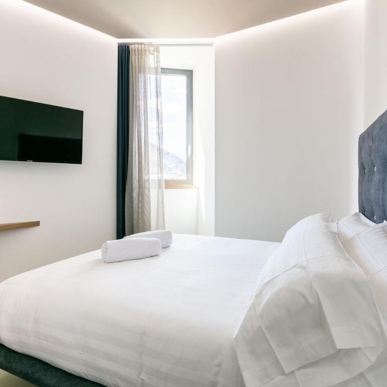 DOMUS CAVOUR Rooms&Suites - Camera Matrimoniale Piccola - 2