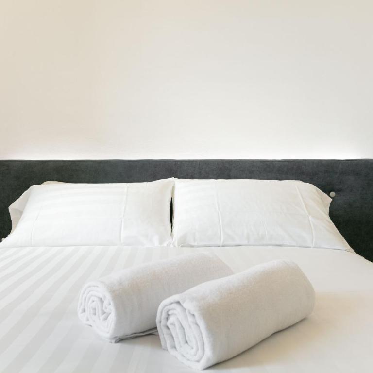 DOMUS CAVOUR Rooms&Suites - Camera Matrimoniale Superior - 2