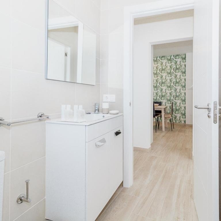 Moderno apartamento urbano en barrio histórico 3ºI - Apartamento de 2 dormitorios - 18
