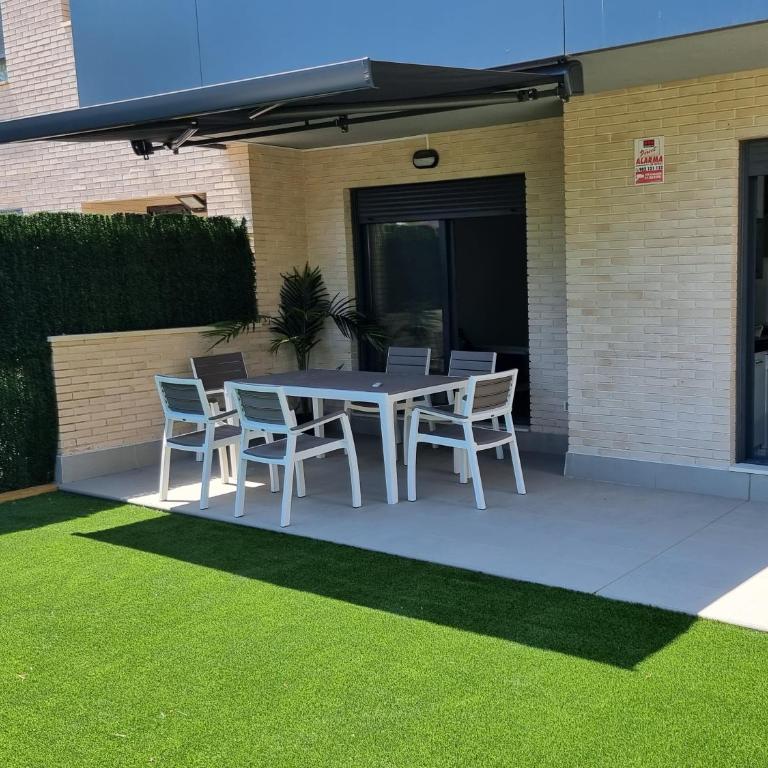 Apartamento diseño con jardín privado a 100 metros del mar - Apartamento de 2 dormitorios - 13