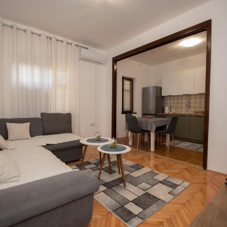 Apartman Luka&Petar - Apartman sa 1 Spavaćom Sobom - 1