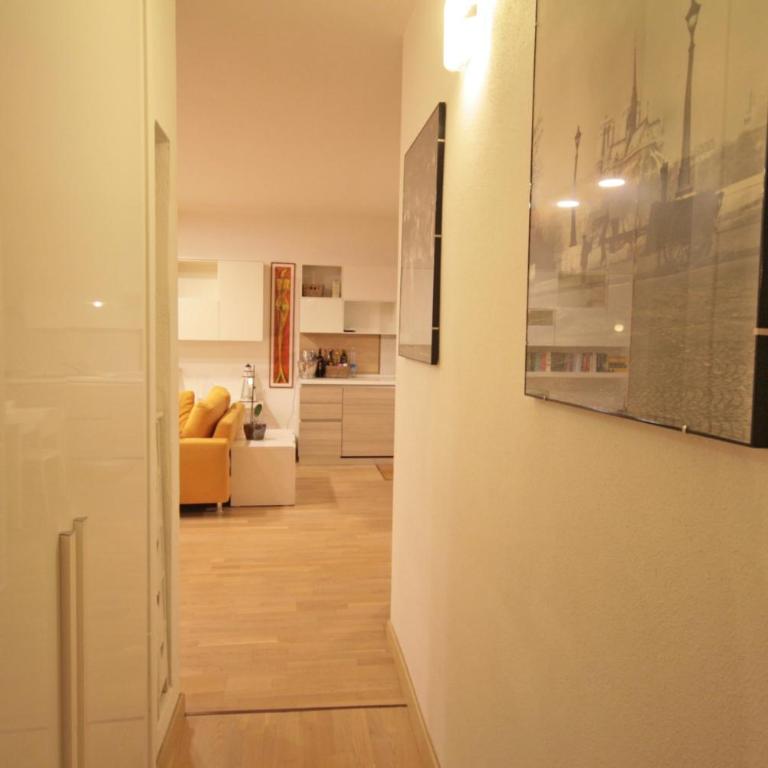 Comodo appartamento Casa Razzoli - Casa con 3 Camere da Letto - 88