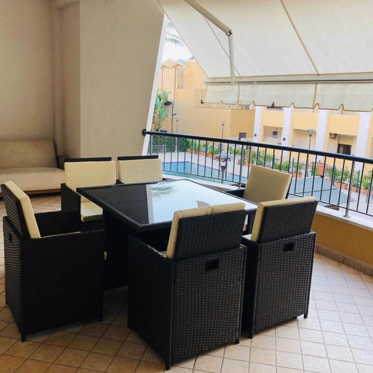 Confortevole Appartamento Vista Mare - Appartamento con 2 Camere da Letto - 2