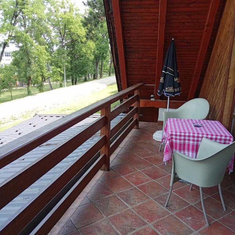 Prenoćište/Restoran Lovac - Budget Double or Twin Room - 9