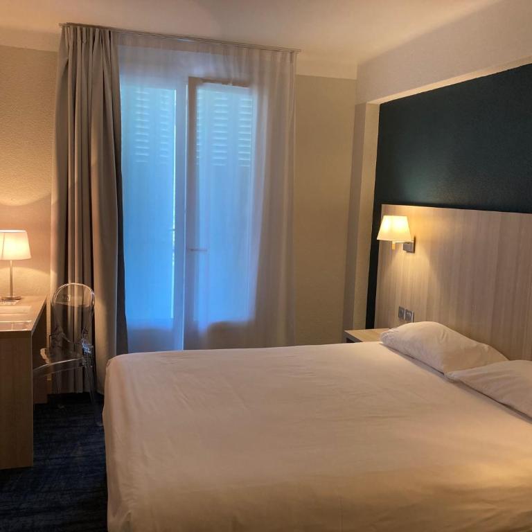 Hôtel Christina Lourdes - Chambre Double ou Lits Jumeaux - 11