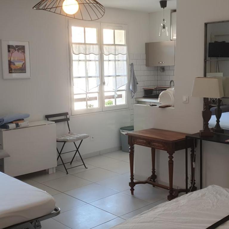 Studio avec parking privé - Appartement 1 Chambre - 8