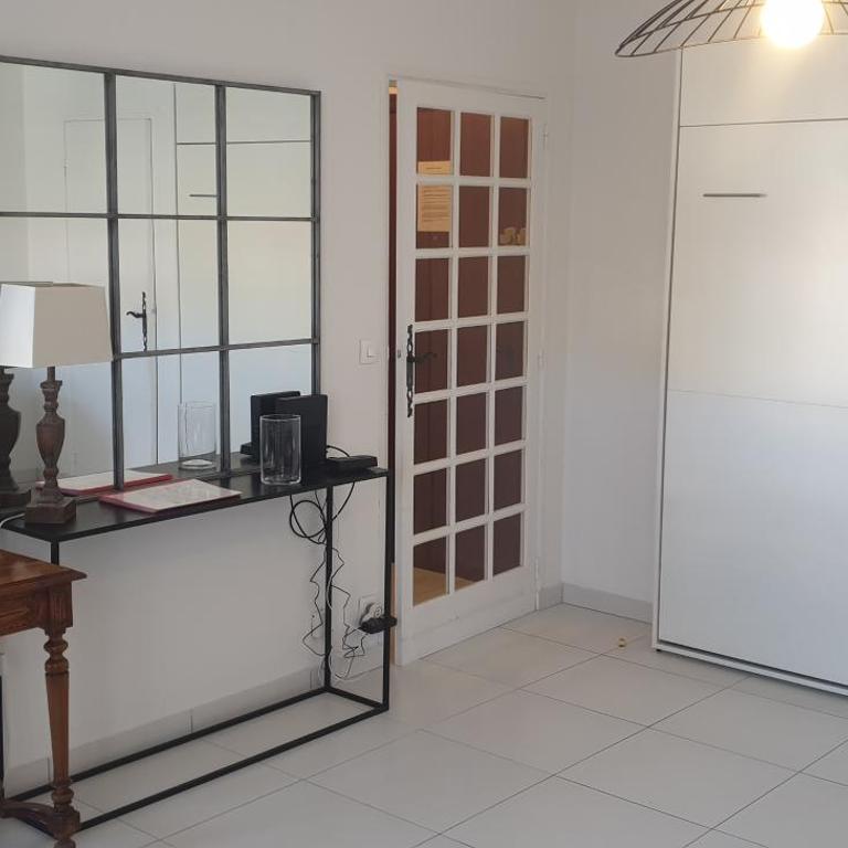 Studio avec parking privé - Appartement 1 Chambre - 10