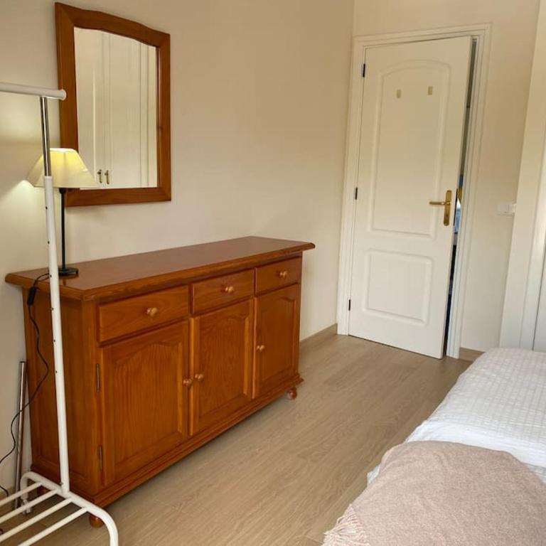 Luminoso apartamento con terraza y piscina - Apartamento de 1 dormitorio - 18