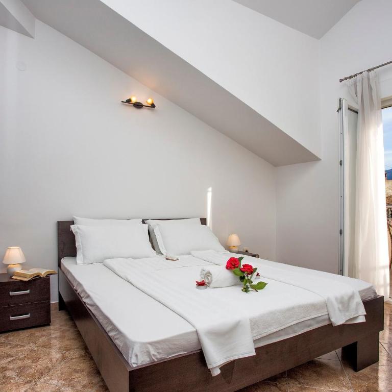 Sun Village Aparthotel - Superior Apartment - 1
