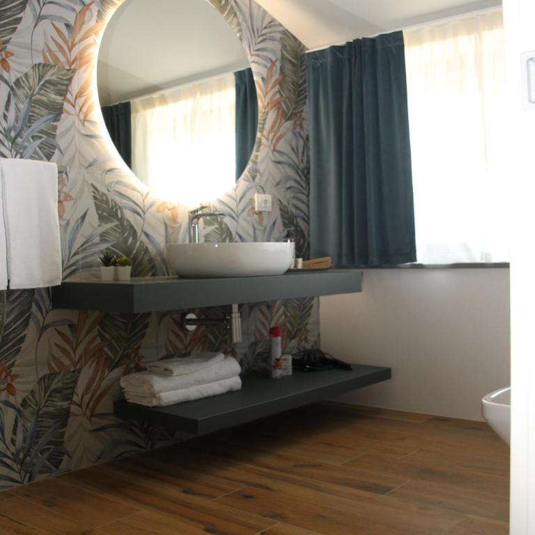 C House Rooms Lake - Camera Matrimoniale Piccola - 3