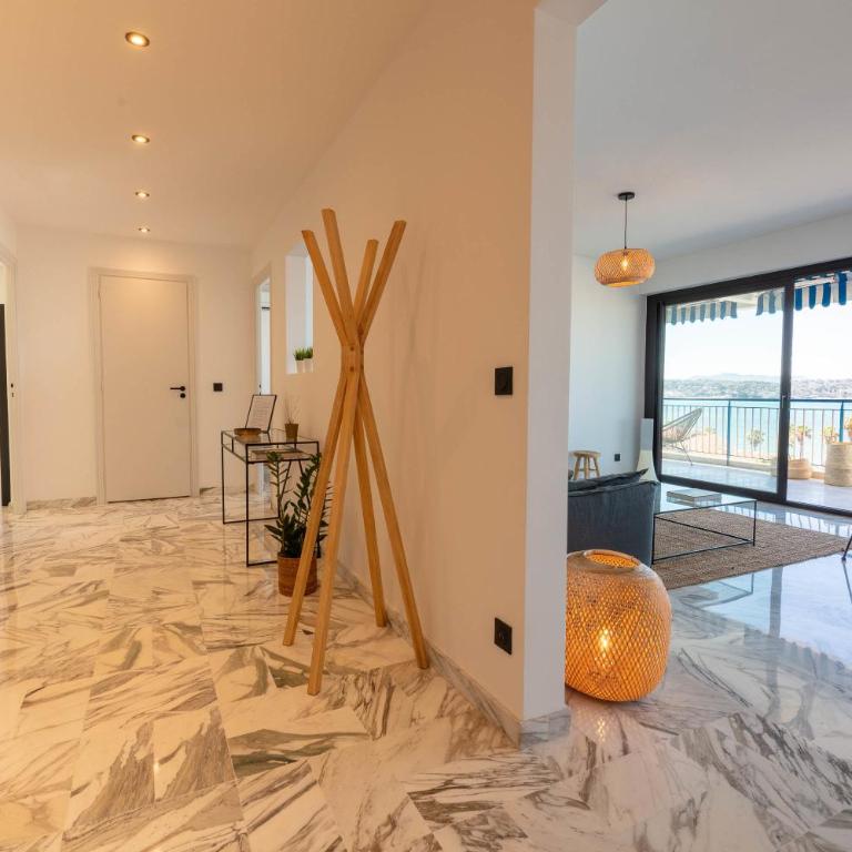Bandol Appartement Luxe vue mer époustouflante en face des plages - Appartement 2 Chambres - 12