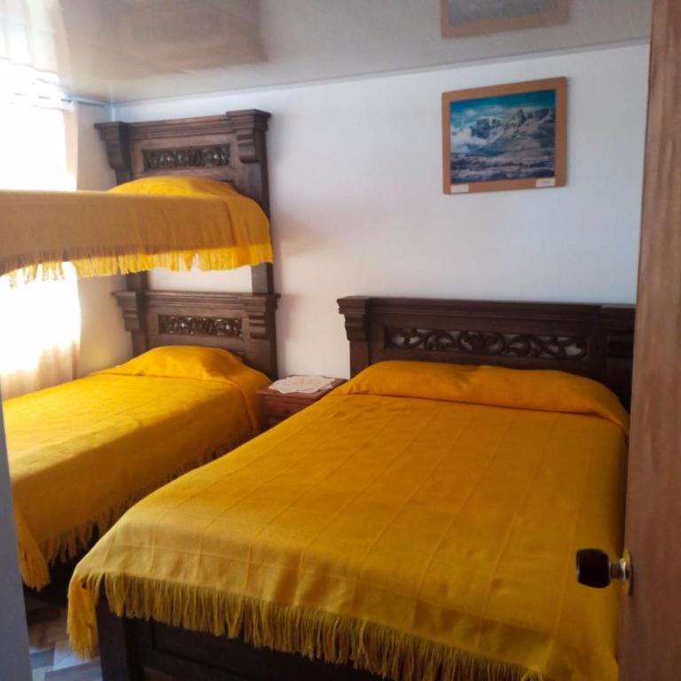 Villa de Leiva City - Family Room with Private Bathroom - 1