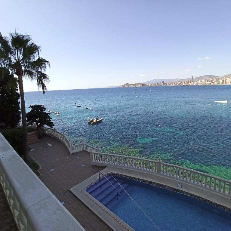 Estudio primera linea con acceso privado al mar - Apartamento de 1 dormitorio - 2