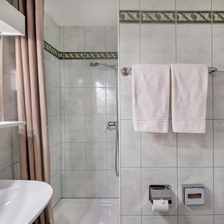 Haus Bürchnerhof - Comfort Doppelzimmer mit Balkon und Bergblick - 3