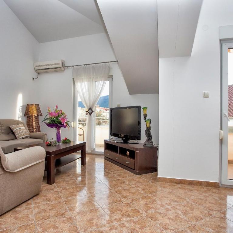 Sun Village Aparthotel - Superior Apartment - 4