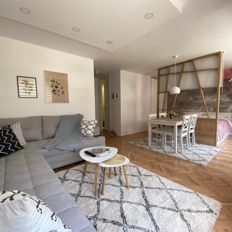 Studio Apartment Amelia - Apartman sa 1 Spavaćom Sobom - 2
