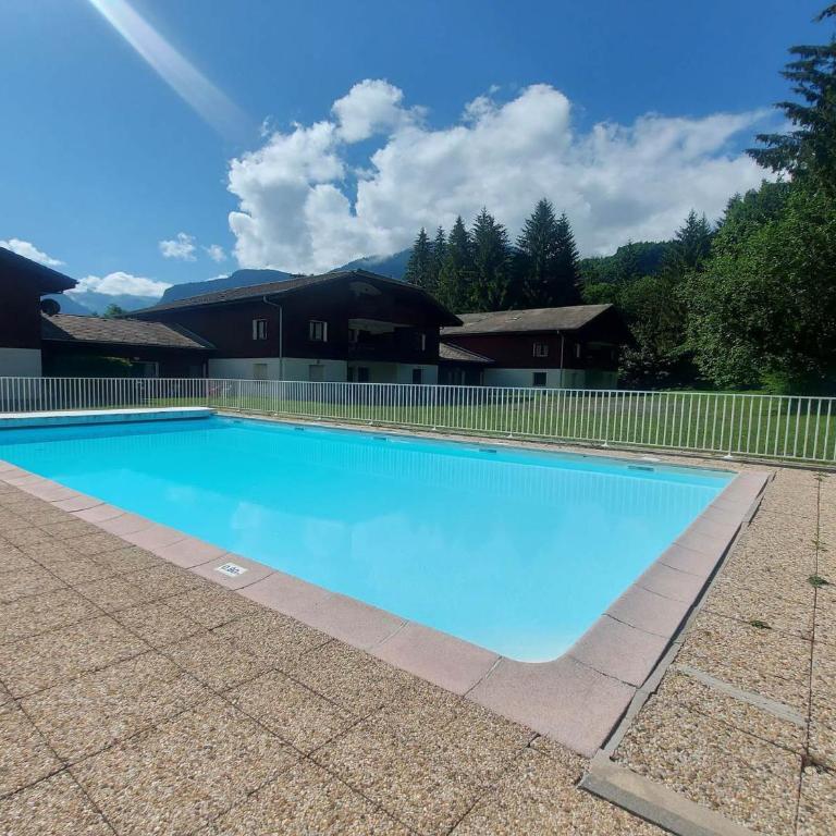 Studio avec vue montagnes et piscines, animaux acceptés - FR-1-624-108 - Studio - 10