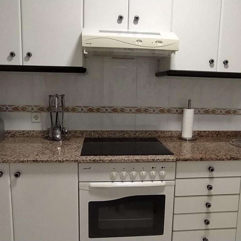 Moderno y luminoso 2 dormitorios con todas las comodidades en Pontevedra ciudad - Apartamento de 2 dormitorios - 35
