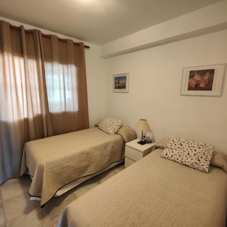 APARTAMENTO CERCA DE LA PLAYA CON PISCINA - Apartamento de 2 dormitorios - 9