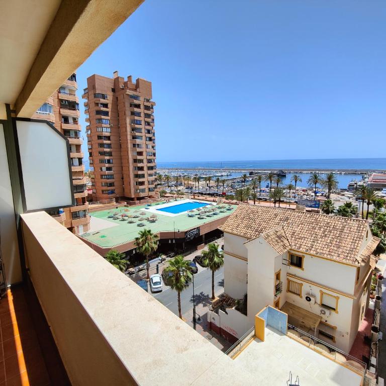 APARTAMENTO CERCA DE LA PLAYA CON PISCINA - Apartamento de 2 dormitorios - 2