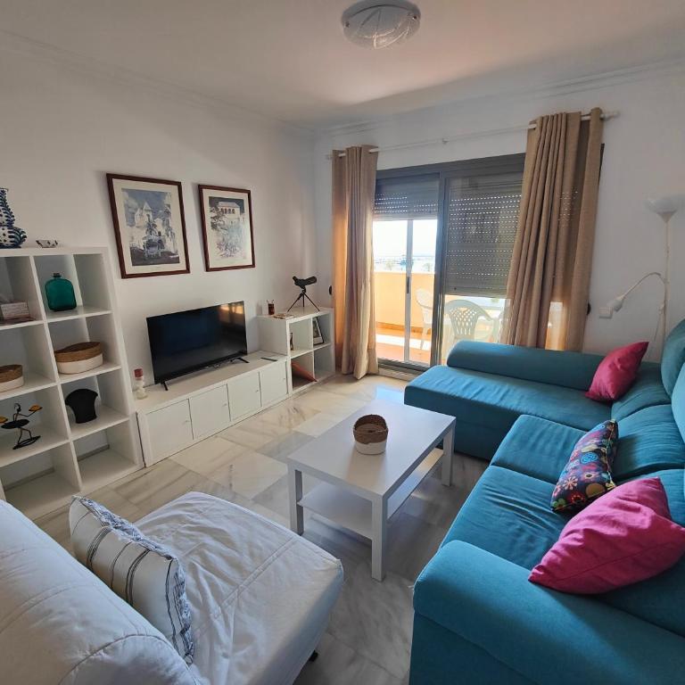 APARTAMENTO CERCA DE LA PLAYA CON PISCINA - Apartamento de 2 dormitorios - 3